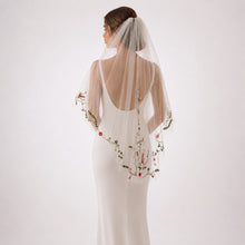 Load image into Gallery viewer, Floral Embroidered Edge Bridal Veil,