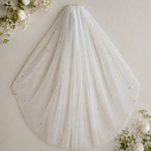 Load image into Gallery viewer, 150cm Pearl & Rhinestone Veil