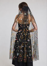 Load image into Gallery viewer, Beautiful black wedding veil bright embroidered flowers