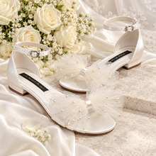 Load image into Gallery viewer, Ivory Satin Flat Bridal Sandals with Pearl Tulle Bows