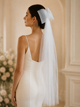 Load image into Gallery viewer, Double Layer Structured Bride Hair Bow Veil with Pearl Centre