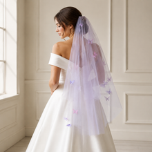 Load image into Gallery viewer, Pastel Lilac Purple Bridal Veil with 3D Butterflies, Wedding Veil with Silk Butterfly