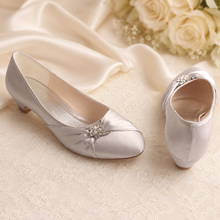 Load image into Gallery viewer, Low 3cm Chunky Heel Comfortable Bridal Shoes