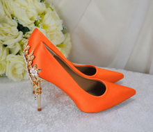 Load image into Gallery viewer, Orange Pointed Toe Court Shoes - UK5 - Ready to Dispatch
