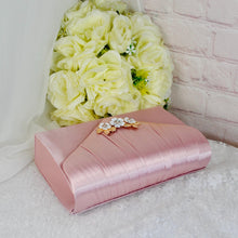 Load image into Gallery viewer, Blush Pink Satin Bridal Set: Handmade Heels, Clutch & Fascinator