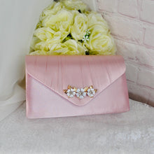 Load image into Gallery viewer, Blush Pink Satin Bridal Set: Handmade Heels, Clutch & Fascinator