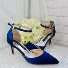 Load image into Gallery viewer, Handmade Navy Blue Satin Bridal Set: Heels, Clutch & Fascinator