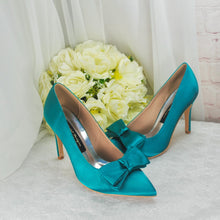 Load image into Gallery viewer, Teal Satin Bridal Set: Handmade Heels, Clutch Bag, Fascinator