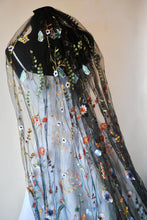 Load image into Gallery viewer, Black Floral Wedding Veil - Embroidered Bridal Veil With Silver Comb, 140cm