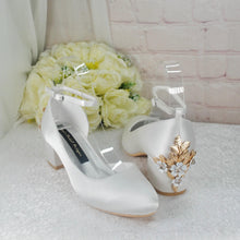 Load image into Gallery viewer, Harriet - Cherry Blossom