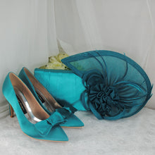 Load image into Gallery viewer, Teal Satin Bridal Set: Handmade Heels, Clutch Bag, Fascinator