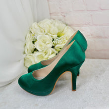 Load image into Gallery viewer, Emerald Green Satin Round Toe Heels - UK3 - Ready to Dispatch