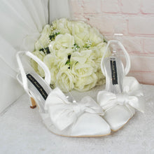 Load image into Gallery viewer, Chic Clastic Bridal Slingback Shoes, Satin Bridal Heels with Bow Detail Size UK4/US6.5