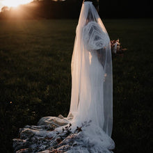 Load image into Gallery viewer, Autumnal embroidered Veil