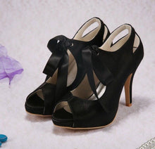 Load image into Gallery viewer, Vintage Satin Mary Jane Bridal Shoes