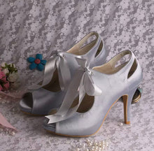 Load image into Gallery viewer, Vintage Satin Mary Jane Bridal Shoes