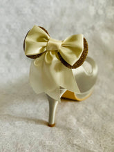 Load image into Gallery viewer, Mouse Ear Shoe Clips