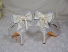 Load image into Gallery viewer, Mouse Ear Shoe Clips