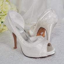 Load image into Gallery viewer, Satin and Lace Bridal Shoes