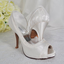 Load image into Gallery viewer, Satin and Lace Bridal Shoes
