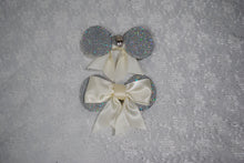 Load image into Gallery viewer, Mouse Ear Shoe Clips