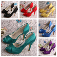 Load image into Gallery viewer, Satin and Lace Bridal Shoes