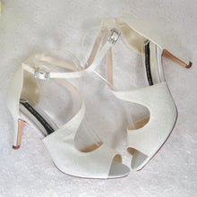 Load image into Gallery viewer, Jennifer