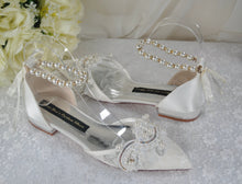 Load image into Gallery viewer, Ivory Lace Pointy Toe Flats with Small Pearl - Size UK4/US6.5