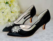 Load image into Gallery viewer, Low Heel Satin Pumps