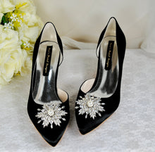 Load image into Gallery viewer, Low Heel Satin Pumps