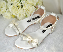 Load image into Gallery viewer, Pearl Flat Wedding Shoes - Size UK6/US8.5