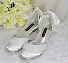 Load image into Gallery viewer, Round Toe Flats - Other Colours