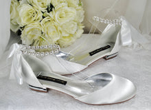 Load image into Gallery viewer, Round Toe Flats - Other Colours