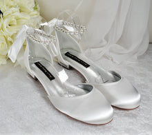 Load image into Gallery viewer, Round Toe Flats - Other Colours