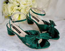 Load image into Gallery viewer, Silk (Green)