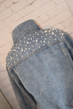 Load image into Gallery viewer, Personalised Denim Jacket, Bride Pearl Jacket, Bride to Be, Just Married, Honeymoon, Hen Party, Wifey Bridal Gift