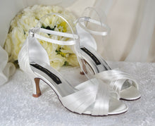 Load image into Gallery viewer, White Satin Low Heel Wedding Sandals UK6/US8.5