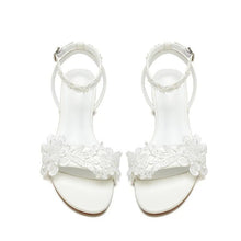 Load image into Gallery viewer, Floral Lace Flat Sandals