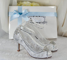 Load image into Gallery viewer, Cinderella