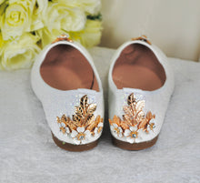 Load image into Gallery viewer, Cherry Blossom Ballet Flats UK4/US6.5