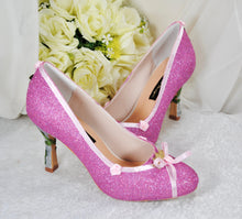 Load image into Gallery viewer, Aurora