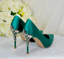 Load image into Gallery viewer, Green Vine Heels