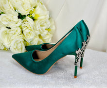 Load image into Gallery viewer, Green Vine Heels