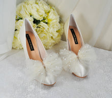 Load image into Gallery viewer, Shoe Bow Clips