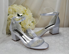 Load image into Gallery viewer, Silver Bridesmaid Sandals- Size UK7/US9.5