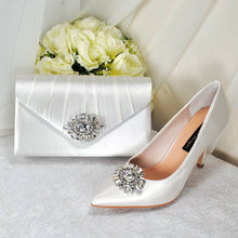 Load image into Gallery viewer, Beautiful Crystal Shoe Clips and Matching Bag - Handmade Clip for Shoes, Satin Bridal Bag, Clutch Bag for Bride, Wedding Accessories