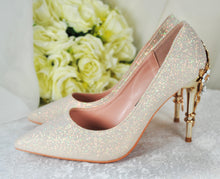 Load image into Gallery viewer, Ellora - Light Gold Shimmer