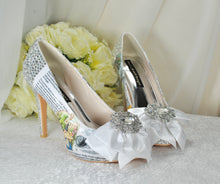 Load image into Gallery viewer, Alice in Wonderland Wedding Shoes