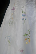 Load image into Gallery viewer, Botanical Wildflower Bow