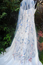 Load image into Gallery viewer, Blue Meadow Flower Floral Veil